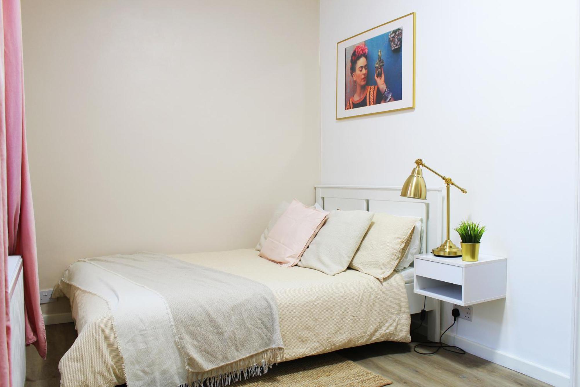 Modern Ground Floor Flat - 15 Min To Central London Apartment Exterior photo