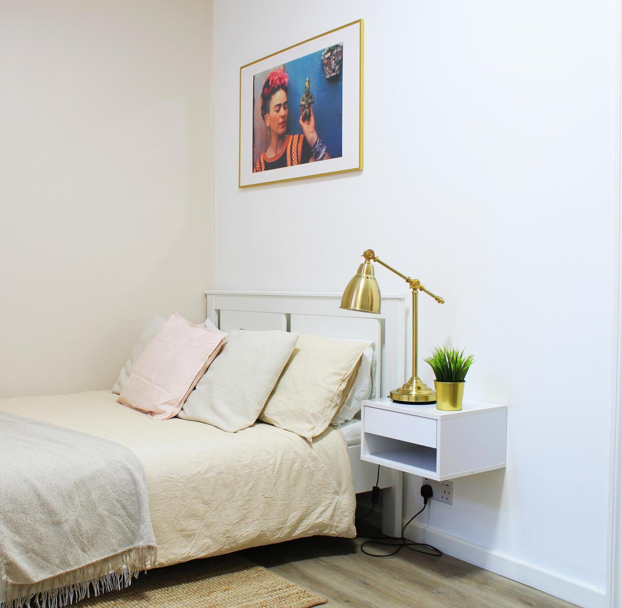 Modern Ground Floor Flat - 15 Min To Central London Apartment Exterior photo