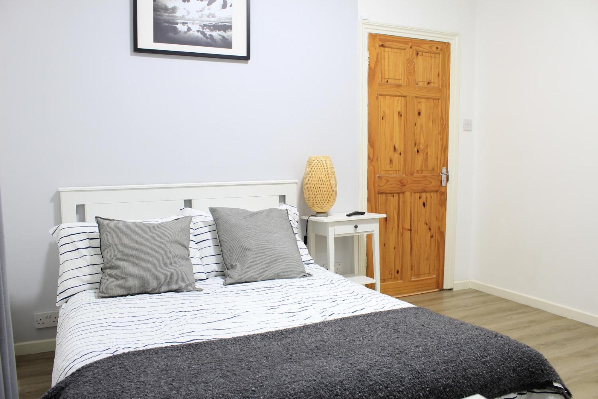 Modern Ground Floor Flat - 15 Min To Central London Apartment Exterior photo