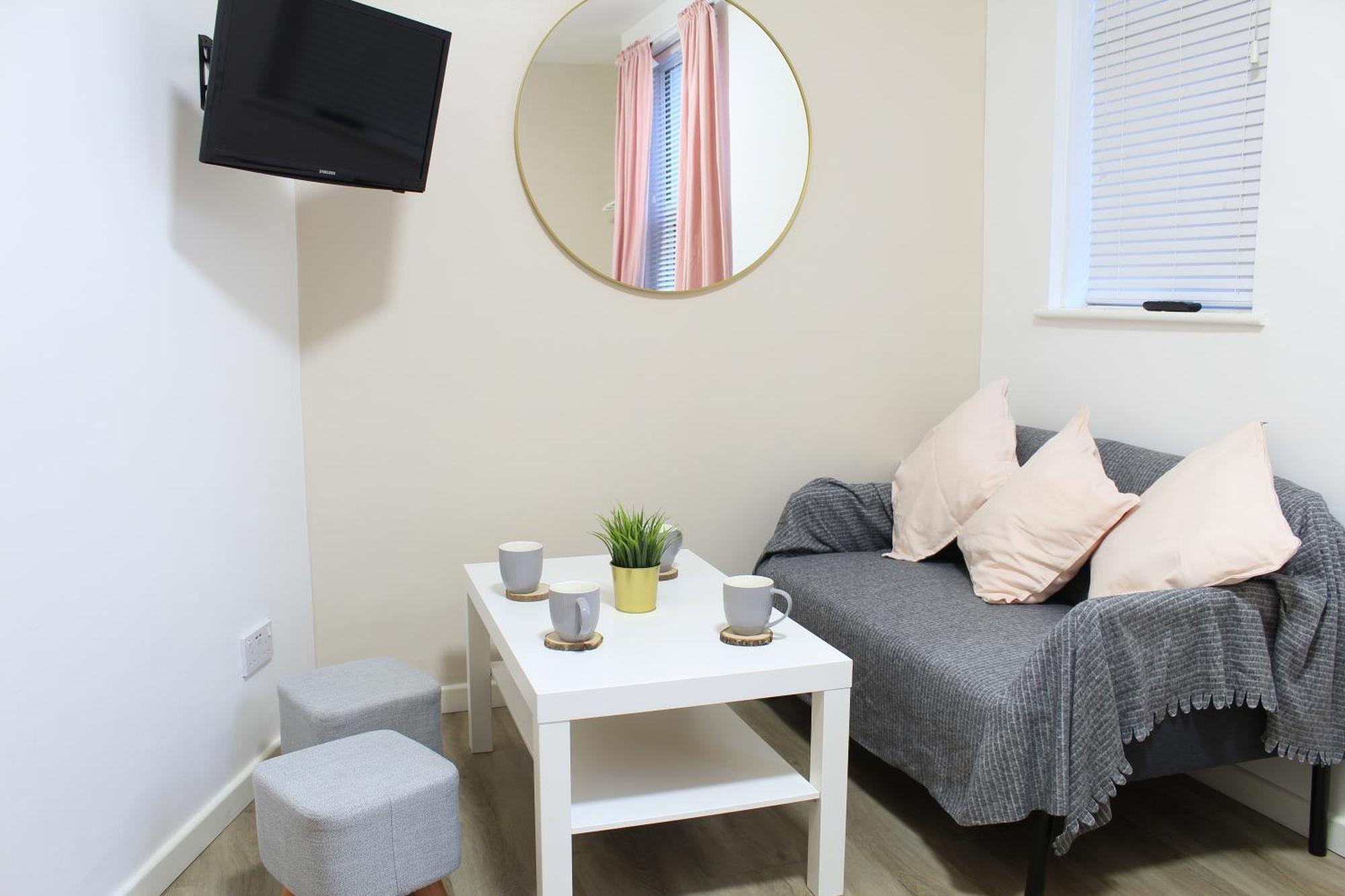 Modern Ground Floor Flat - 15 Min To Central London Apartment Exterior photo